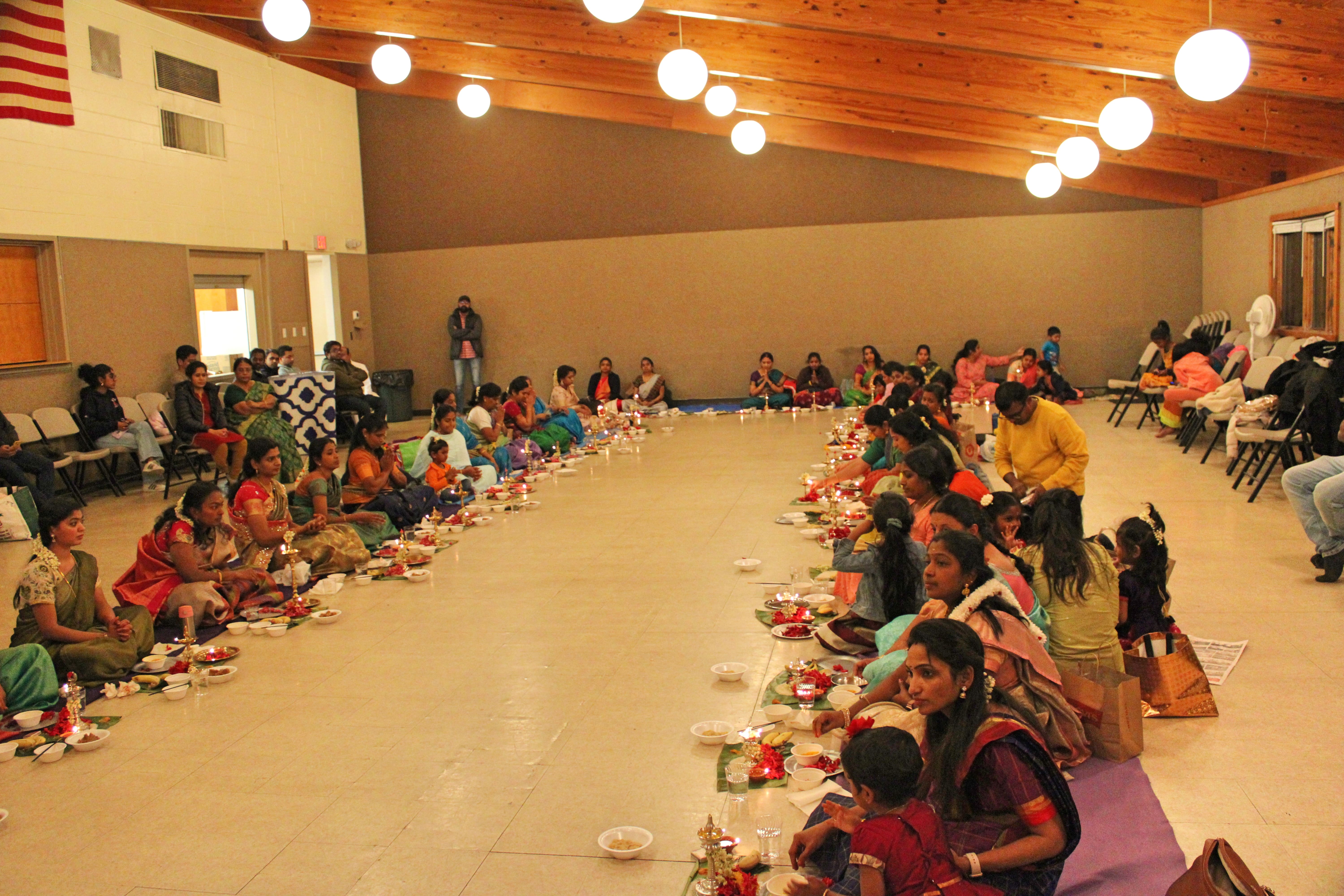 https://www.svtm.org/images/Photos/Lamppooja/lamp_poojai4-min.jpg